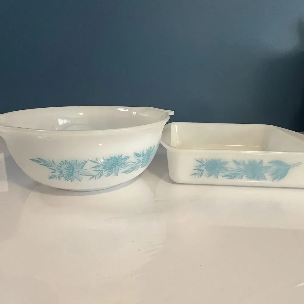 Vtg GLASBAKE Blue Thistle Flower Dishes Set Of 2 Square & Round